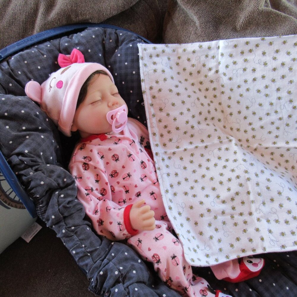 Baby burp cloth flannel burp rag changing pad pet mat nap blanket honey bees